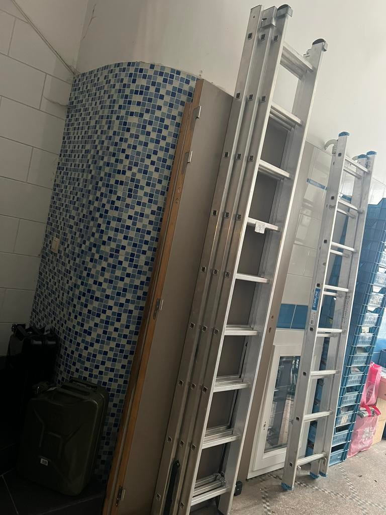 3 grande échelle, Bricolage & Construction, Enlèvement, Comme neuf, Échelle, 4 mètres ou plus