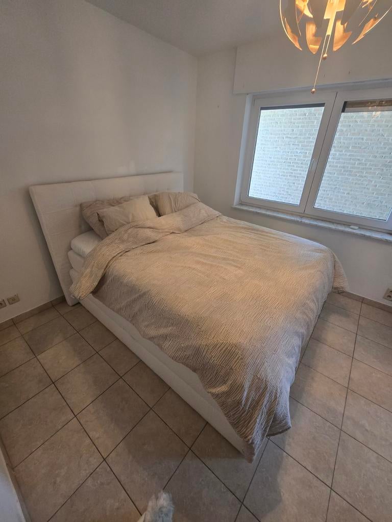 White teddy look boxspring bed - prijs bespreekaar., Ophalen, Wit, Tweepersoons, Zo goed als nieuw
