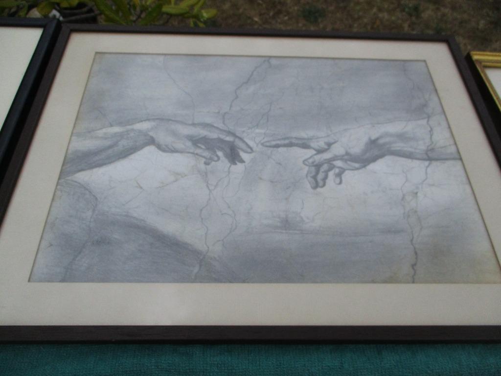 Een Ets van handen onder glaskader, Ophalen of Verzenden