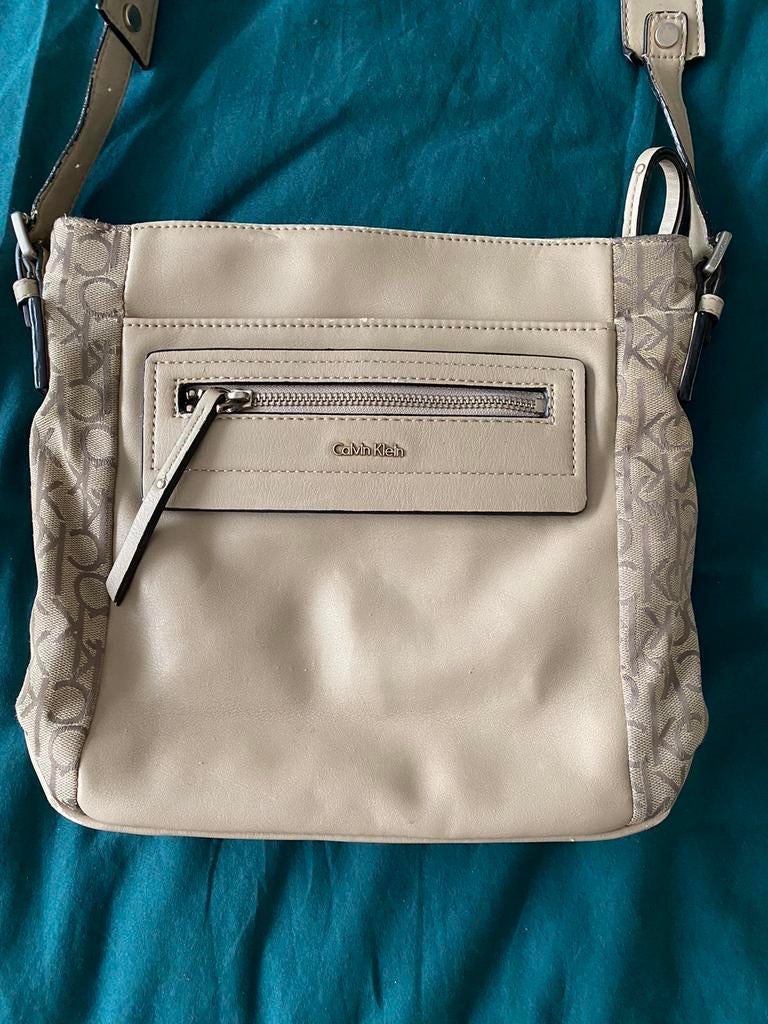 Sac à main Calvin Klein, Bijoux, Sacs & Beauté, Sacs | Sacs Femme, Utilisé, Beige, Sac à bandoulière