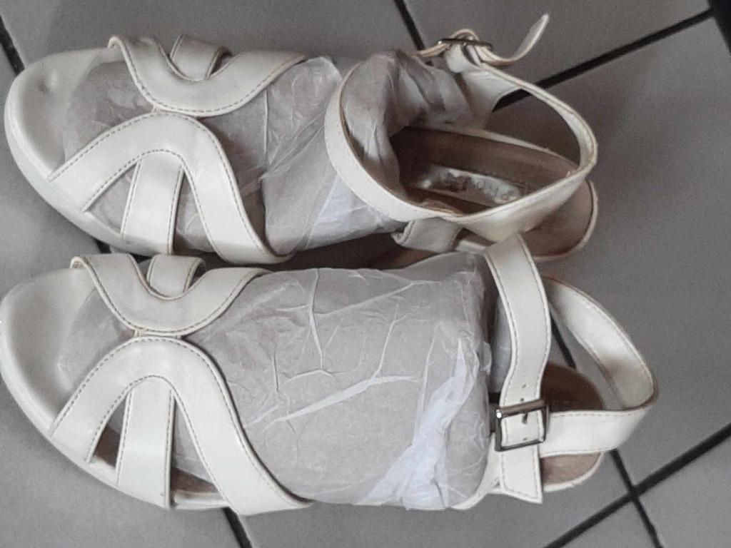 Sandales à talons blanches de 12 cm, Enlèvement ou Envoi, Primark, Chaussures à haut talons, Comme neuf