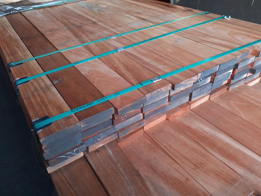 Lot de 50,45 m2 de terrasse en bois dur 21x90x2150 mm, Neuf, Bois dur, 180 à 250 cm, Enlèvement ou Envoi