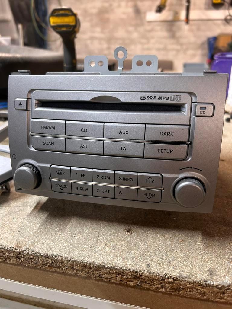 Hyundai I20 originele radio cd, Enlèvement, Utilisé