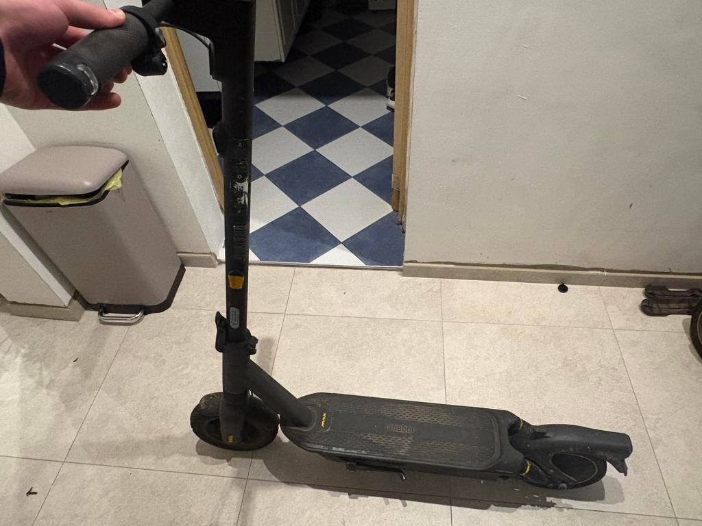 Ninebot max g2, Ophalen, Gebruikt, Elektrische step (E-scooter)