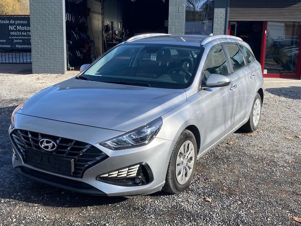 Hyundai i30 sw 1000 turbo automaat, Auto's, Hyundai, 1200 kg, 600 kg, 3 cilinders, USB