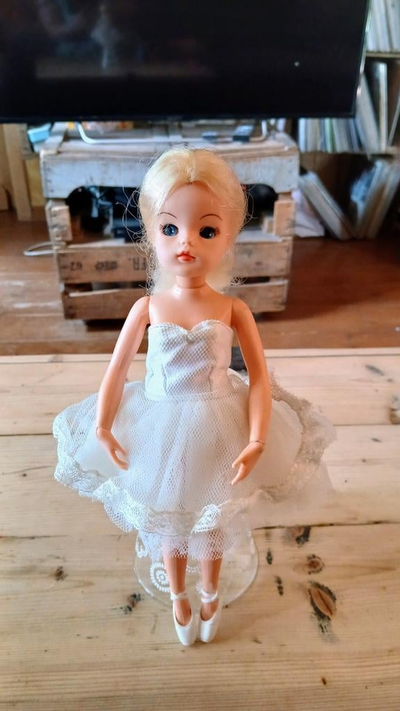 Prachtige Sindy ballerina, Verzamelen, Poppen, Ophalen of Verzenden