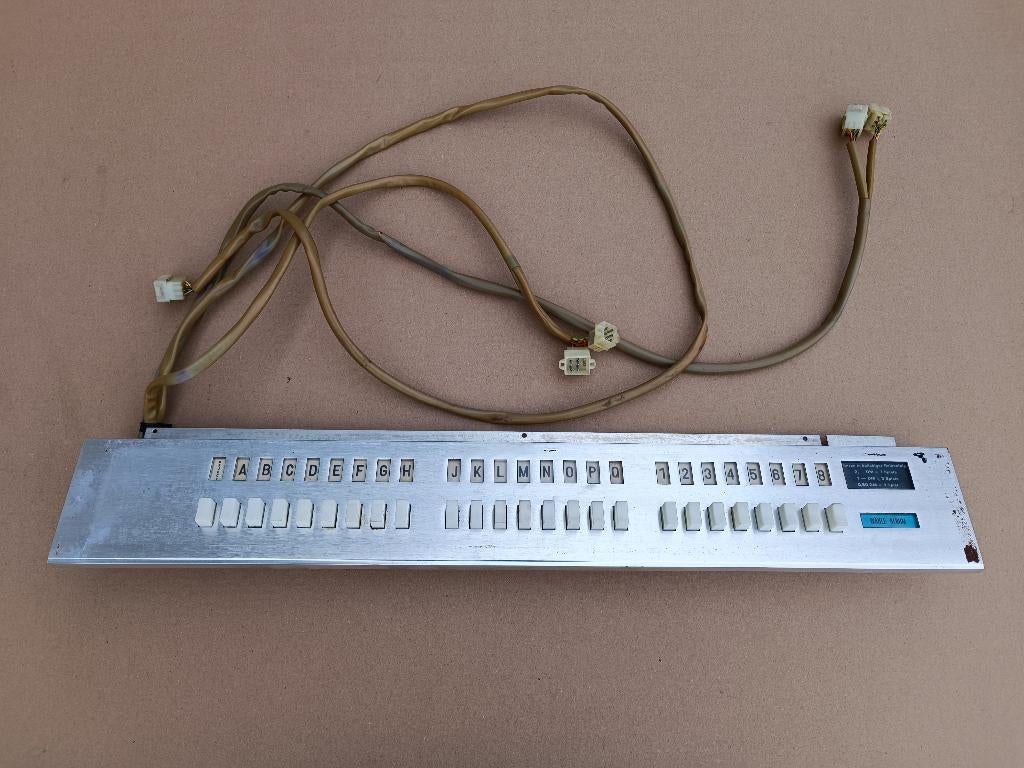 Toetsenbord NSM (Div) jukebox, Envoi