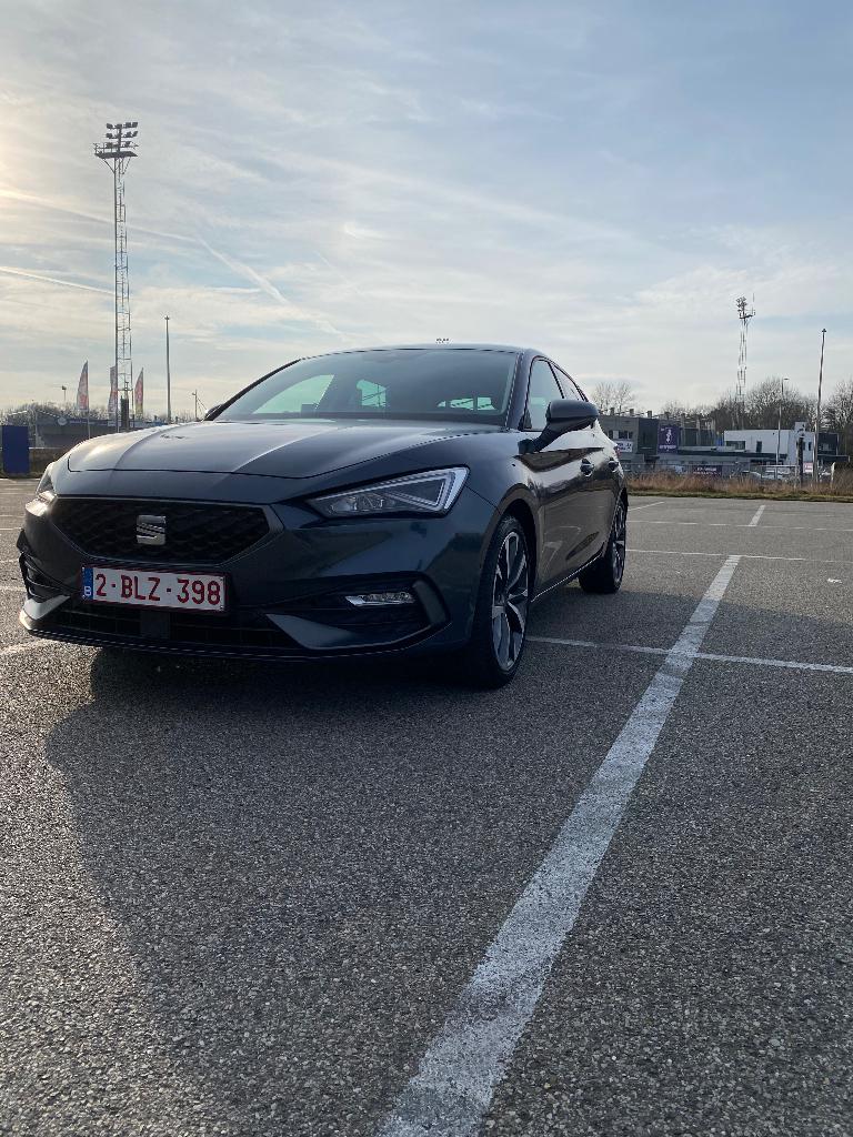 SEAT Leon 1.5 TSI  FR*Full Led*draadloos Carplay*dealeronder, Auto's, Seat, Voorwielaandrijving, Euro 6, Leon, Leder en Stof