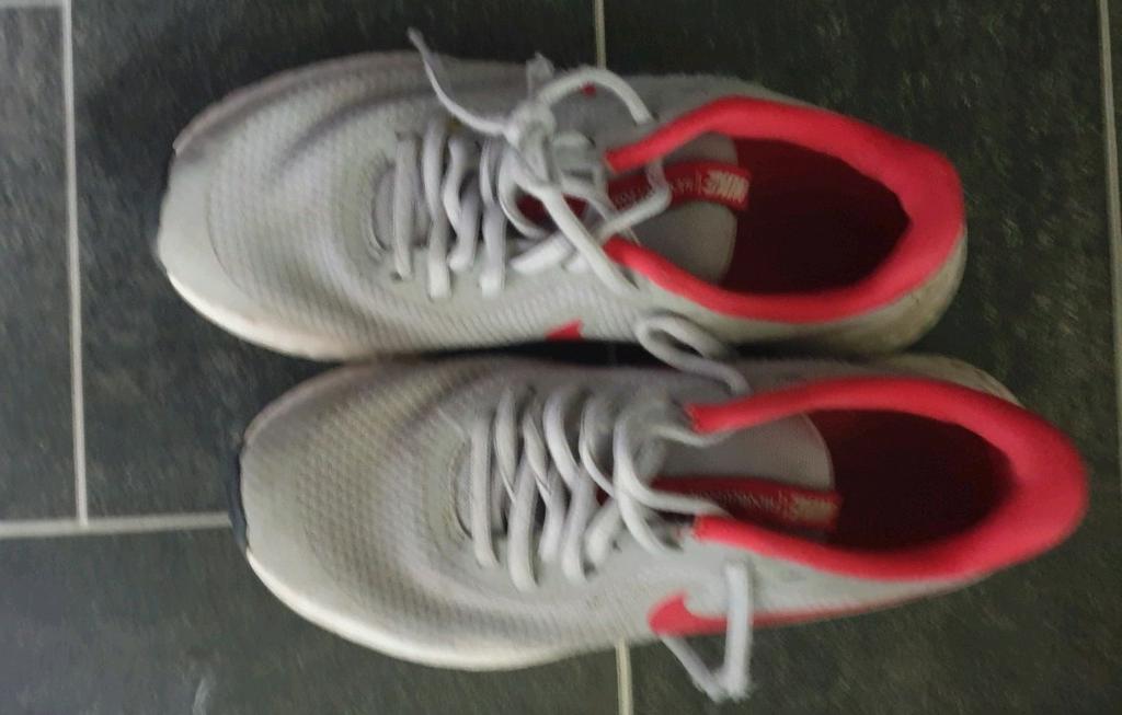 Basket nike 35.5, Enlèvement ou Envoi, Utilisé