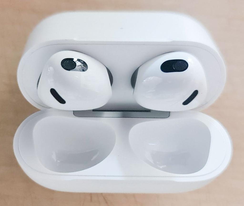 Apple AirPods avec boîtier de charge sans fil (3ᵉ génération, Télécoms, Téléphonie mobile | Écouteurs, Neuf, Intra-auriculaires (Earbuds)