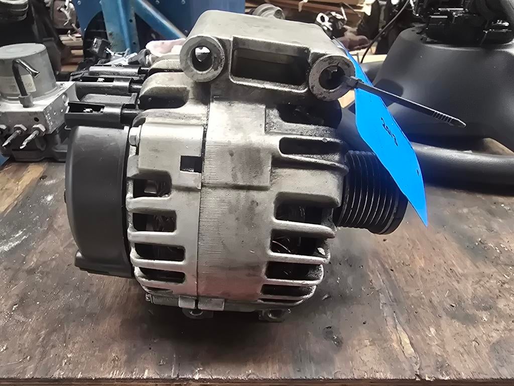 Alternateur Mercedes Sprinter 3.0 V6 CDI 642896, Enlèvement ou Envoi