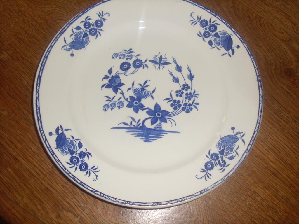 assiettes BOCH grand bouquet, Enlèvement