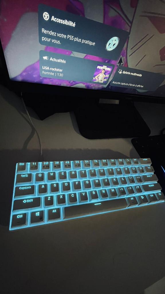 Clavier rk61, Computers en Software, Toetsenborden, Ophalen of Verzenden, Zo goed als nieuw