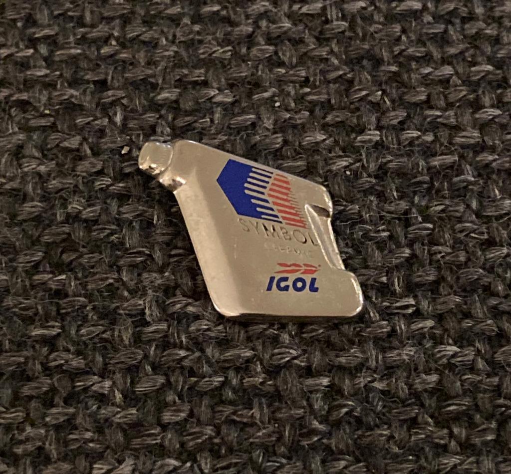 PIN - IGOL - HUILE MOTEUR - MOTOROLIE, Envoi, Utilisé, Marque, Insigne ou Pin's