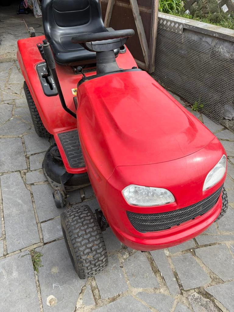 Vend tracteur tondeuse jonsered rournz et roule impecable, Jardin & Terrasse, Tondeuses autoportées, Enlèvement, Comme neuf, Fonction de mulching