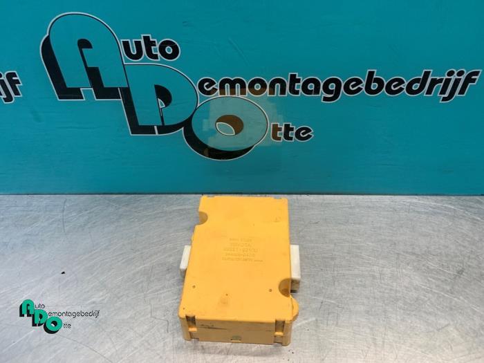 Module confort d'un Lexus IS 200 (IS 200 99-), -, 3 mois de garantie, Lexus, Utilisé