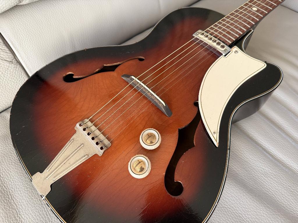 Unicon Elektrische Archtop Gitaar Vintage 50’s, Ophalen