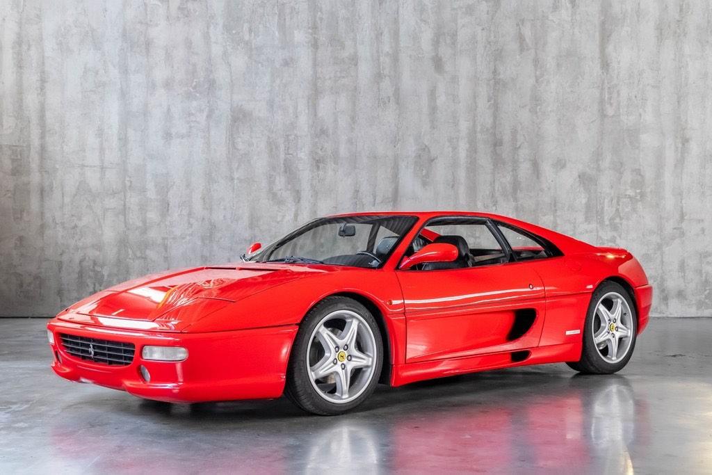 FERRARI F355 GTB HANDBOEK UIT 1996, Lederen bekleding, Achterwielaandrijving, 3500 cc, Leder