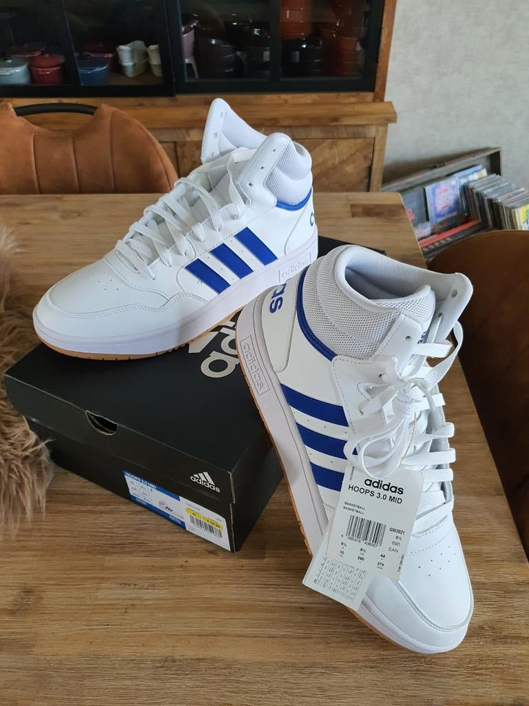 Adidas hoops 3.0 mid M44, Vêtements | Hommes, Chaussures, Enlèvement, Bleu