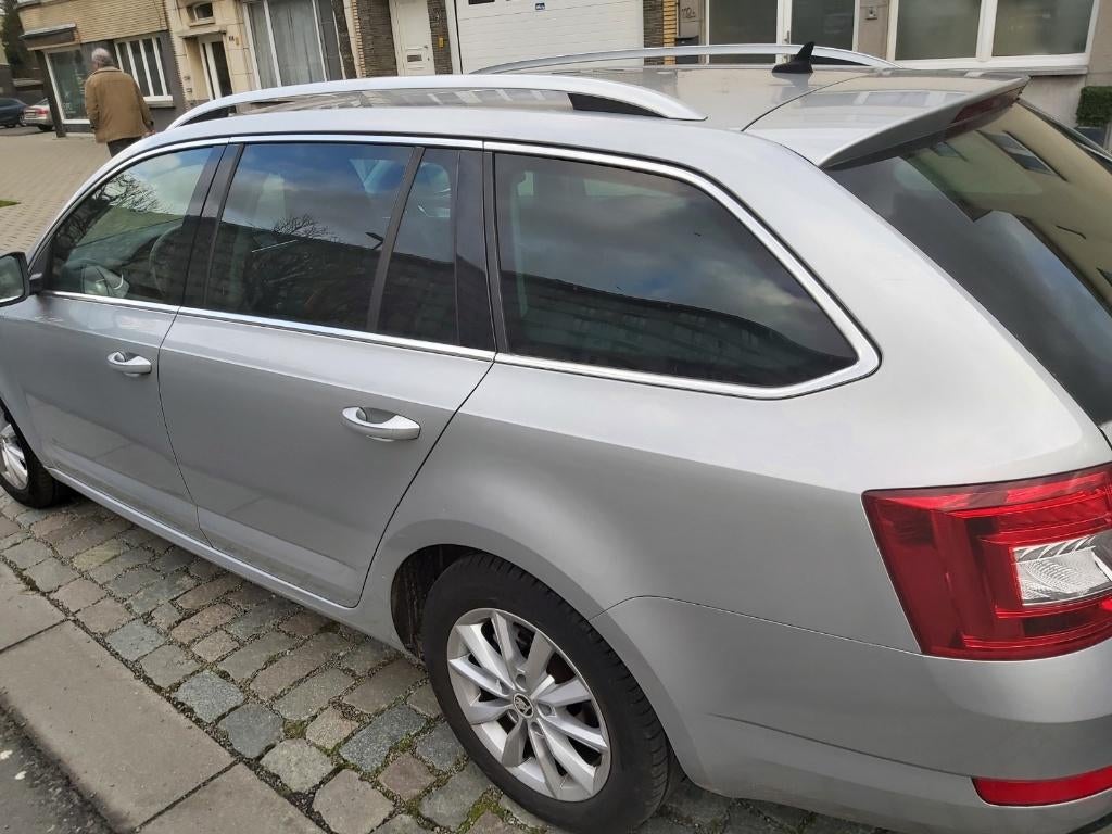 SKODA Octavia 2017 Diesel, Autos, Skoda, Argent ou Gris, Achat, Euro 6, Boîte manuelle