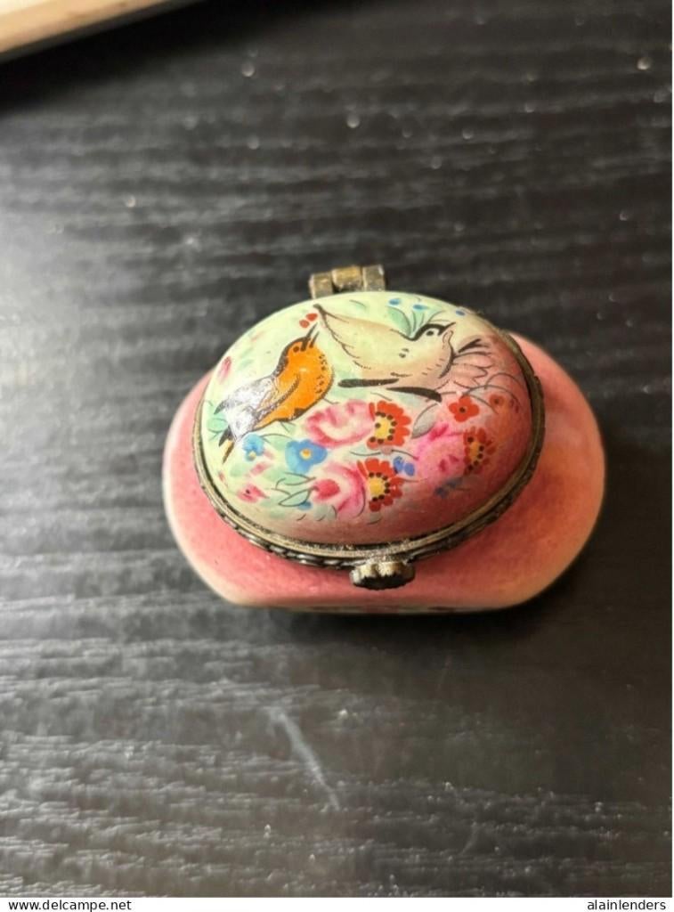 Boite a pilules décor oiseau, Enlèvement ou Envoi