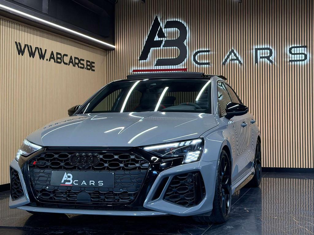 Audi RS3 Sedan 2.5 TFSI Quattro S tronic * FREIN CERAMIQUE, Auto's, Automaat, RS3, 2080 kg, Leder