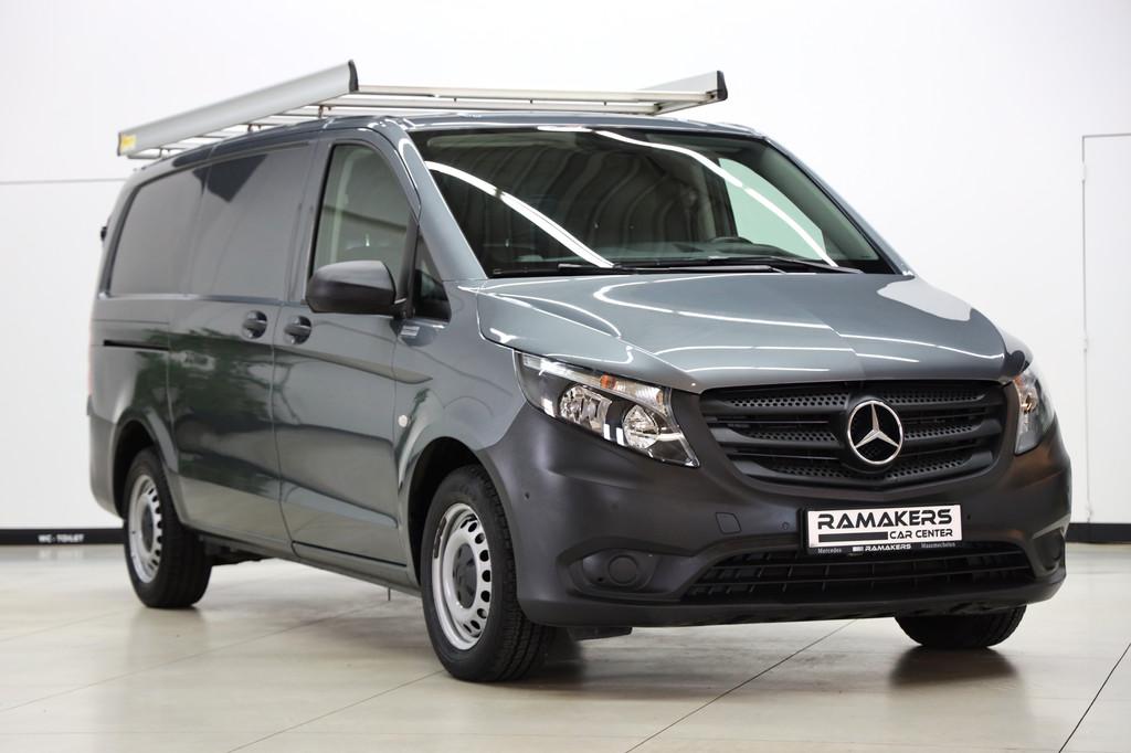 Mercedes-Benz Vito 116CDI L2 AUTOMAAT Trekhaak-2,5t Leder Na, Auto's, Automaat, Gebruikt, 4 cilinders, Bedrijf