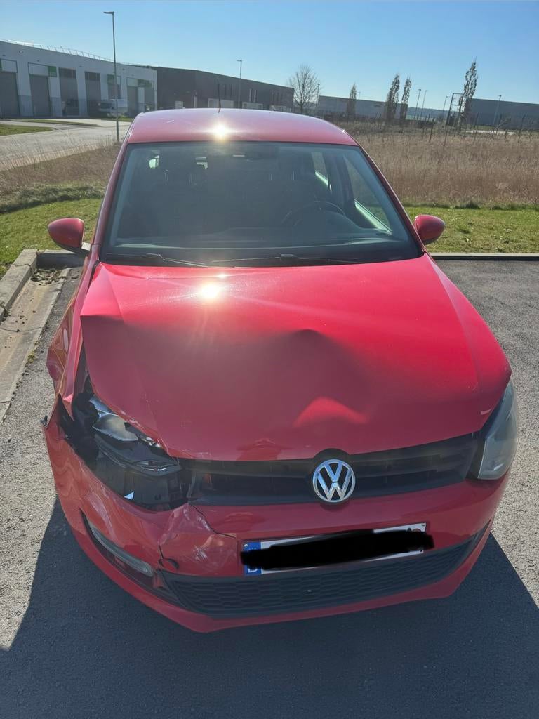 VW Polo 2012 accidentée, Autos, Achat, Boîte manuelle, 5 portes, Particulier