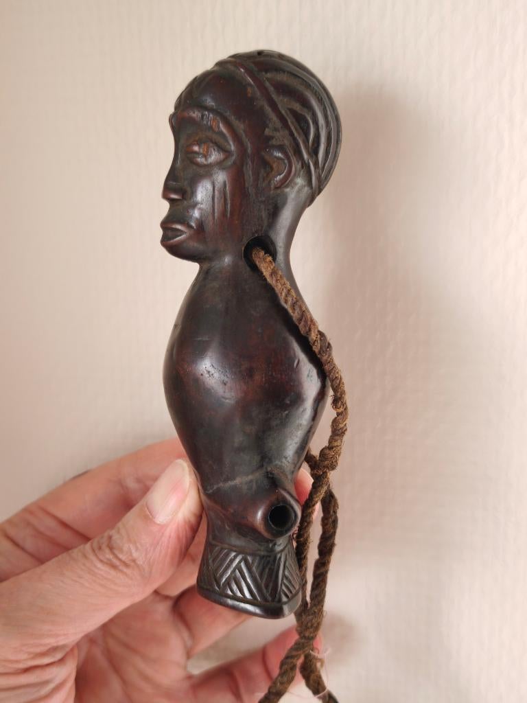 Sifflet de Chasse CHOKWÉ Congo, Antiquités & Art, Enlèvement ou Envoi