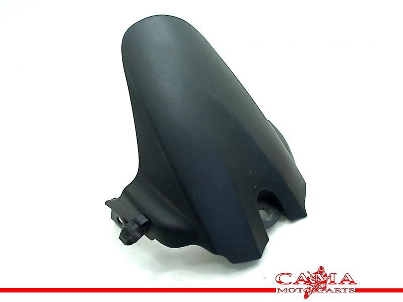 AILE ARRIÈRE GSX R 600 2008-2010 (GSXR600 K8 / K9 / L0), Dhr. S. di Majo, Utilisé, Info@cama-motorparts.nl, P.J. Troelstraweg 8 8
3144 CX  MAASSLUIS, NL