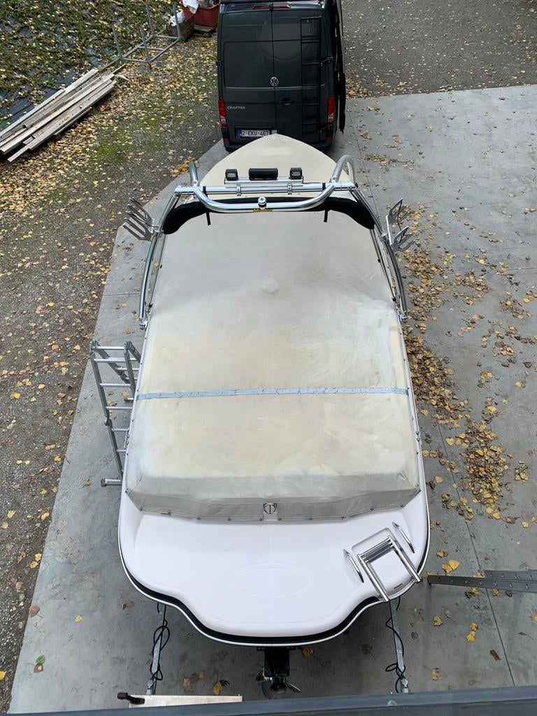 Boot tahoe Q6 met trailer, Watersport en Boten, Speedboten, Ophalen, Overige materialen, Gebruikt, Binnenboordmotor