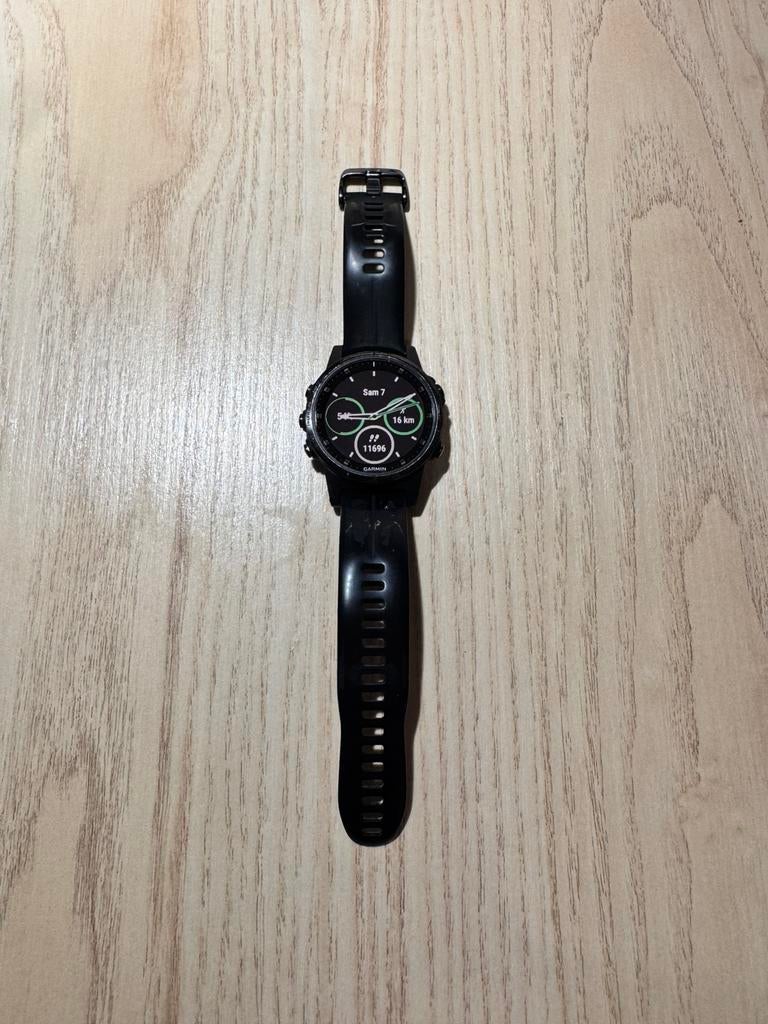 Garmin Fenix 5S Plus Sapphire, Enlèvement ou Envoi, Étanche, Utilisé, Noir