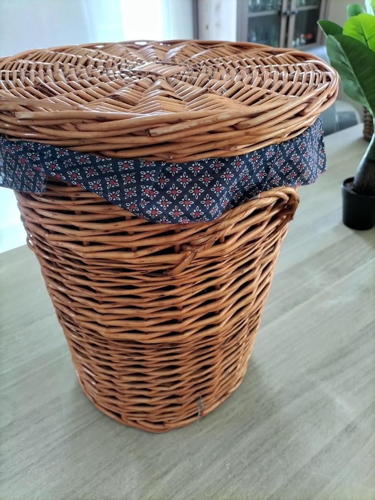 Rieten mand met deksel 40cm, Ophalen of Verzenden, Mand