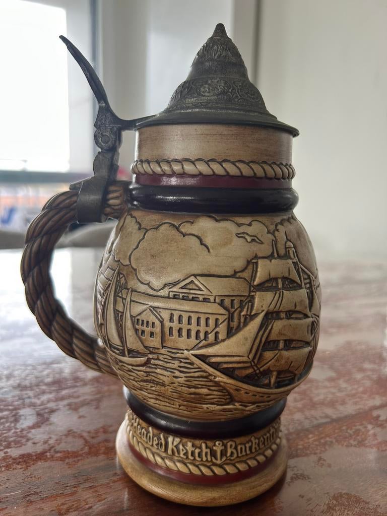 1977 Avon Beer stein, Antiquités & Art, Enlèvement