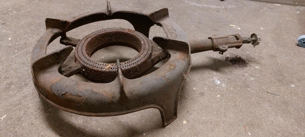 Rechaud à gaz en fonte, Enlèvement