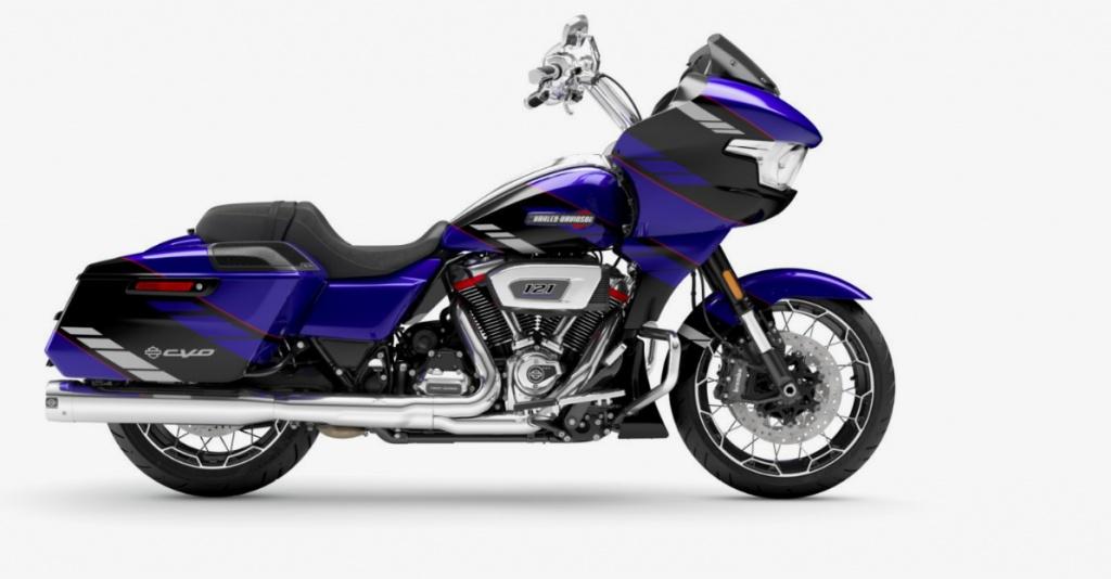 Harley-Davidson Tour ROAD GLIDE CVO BLUE STREAK, Contrôle de traction, 1983 cm³, Autre