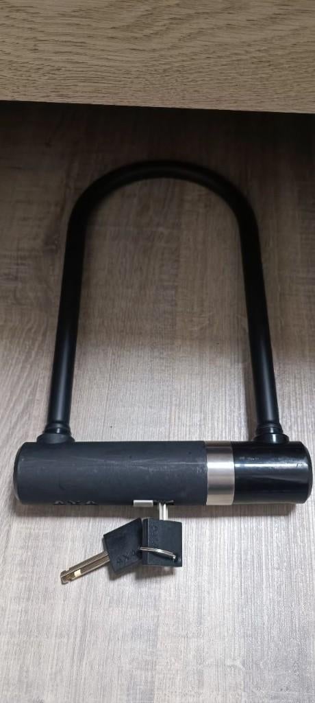 Axa beugelslot, Ophalen, Zo goed als nieuw, Beugelslot