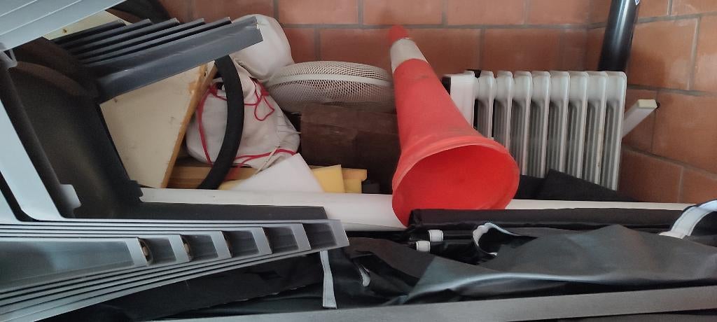 GRATIS WAARDEVOLLE SPULLEN OP TE HALEN., Ophalen