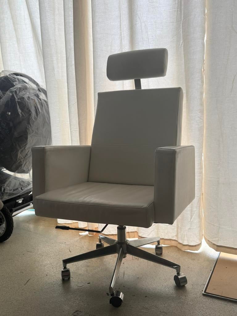 Baron bureaustoel, Ophalen, Zo goed als nieuw, Bureaustoel