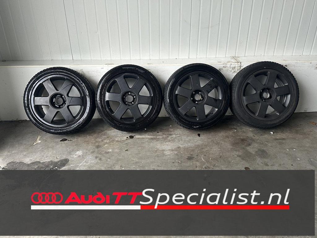 Winterbanden set op 17" velgen Audi TT MK1 ( 1998-2006 ), Auto-onderdelen, Banden en Velgen, Banden en Velgen, Winterbanden, 17 inch