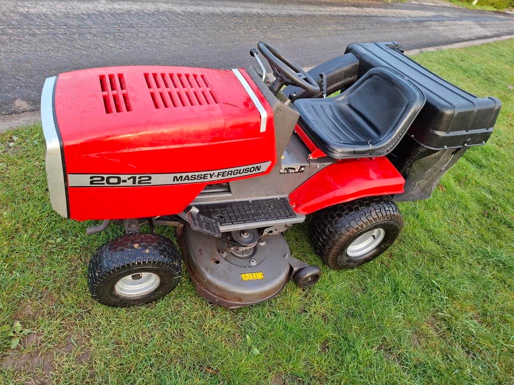 Tracteur tondeuse, Brigg's & stratton, Bac de ramassage, Enlèvement, Utilisé