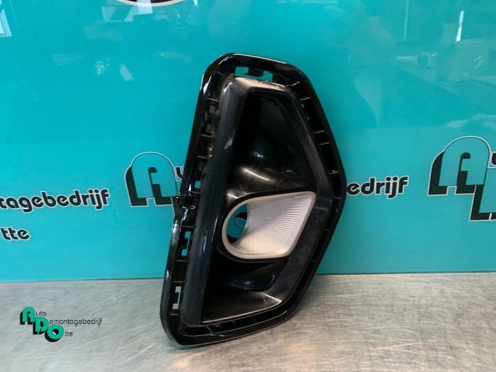 Pare-chocs grille d'un Kia Stonic (Stonic 17-), Autos : Pièces & Accessoires, Kia, -, 3 mois de garantie, Utilisé