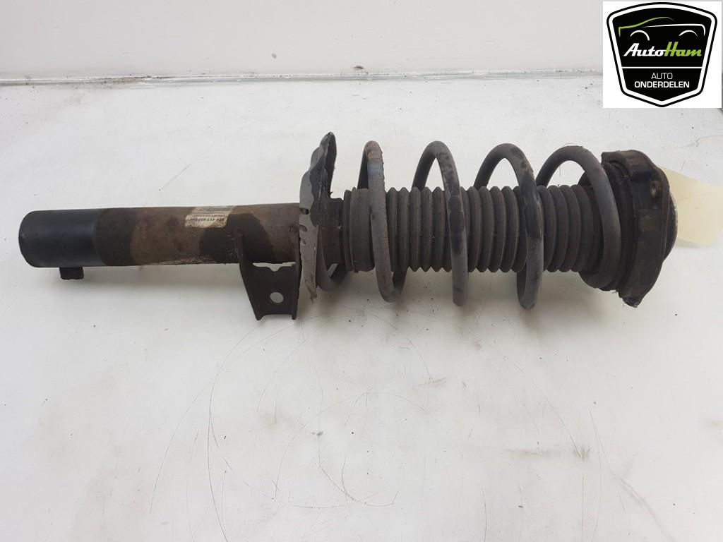 AMORTISSEUR OU ABSORBEUR DE CHOC AVANT DROIT (|5C0413031DK|), Dhr. J. Ham, Volkswagen, Administratie@autoham.nl, Utilisé