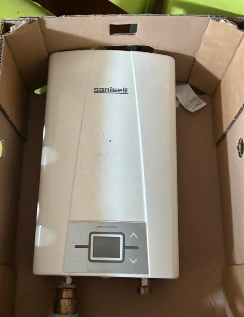 Chauffe eau instantané, Bricolage & Construction, Chauffe-eau & Boilers, Enlèvement, Comme neuf