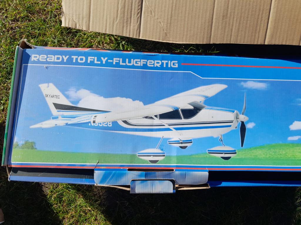 avion rc Cessna 182, Hobby & Loisirs créatifs, Modélisme | Radiocommandé & Téléguidé | Avions, Enlèvement, Neuf, Électro