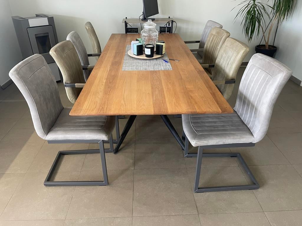 Eiken tafel, Huis en Inrichting, Ophalen, Zo goed als nieuw