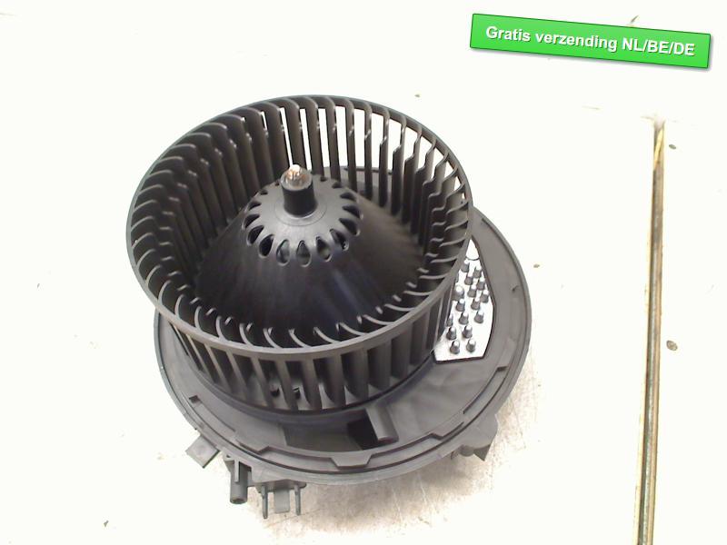 RADIATEUR MOTEUR Golf VII Variant (AUVV) (5Q1819021B), Autos : Pièces & Accessoires, Utilisé, De Bloemendaal 21 21
5221 EB  'S HERTOGENBOSCH, NL