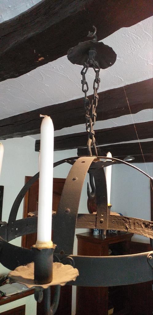 Lustre/lustre gothique ancien en fer forgé, Enlèvement, Autres matériaux