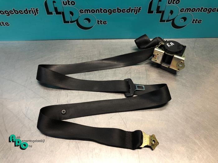 Veiligheidsgordel rechts-achter van een BMW 3-Serie (3-Serie, Auto-onderdelen, Interieur en Bekleding, BMW, Gebruikt, 3 maanden garantie