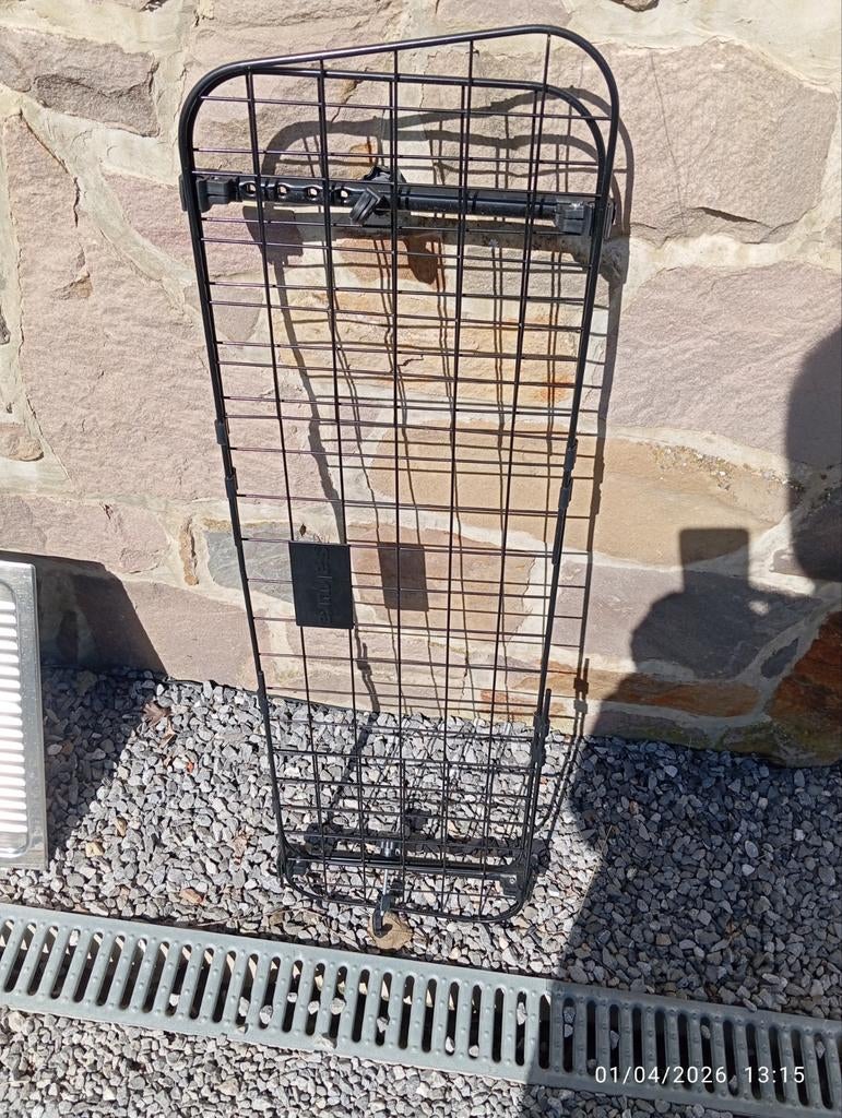 Grille pare-chien bon état, Auto diversen, Hondenrekken